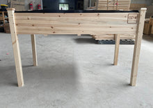 Charger l'image dans la galerie, Potager Urbain Léger en pin pour la gamme GPotager de GP Environnement Inc.